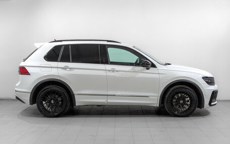 Volkswagen Tiguan II, 2018 год, 2 700 000 рублей, 4 фотография