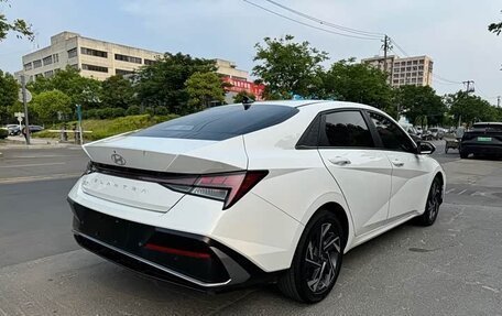 Hyundai Elantra, 2023 год, 1 636 600 рублей, 3 фотография