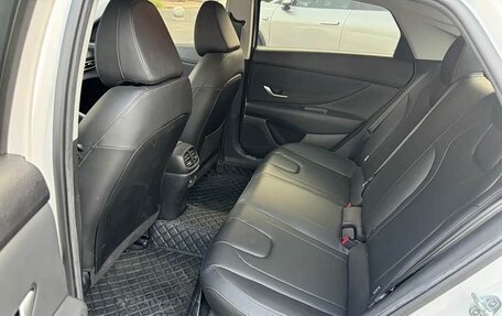 Hyundai Elantra, 2023 год, 1 636 600 рублей, 12 фотография