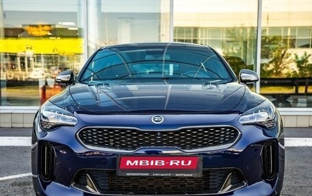 KIA Stinger I, 2018 год, 2 498 000 рублей, 2 фотография