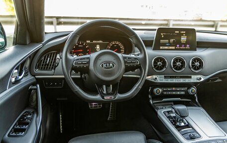 KIA Stinger I, 2018 год, 2 498 000 рублей, 15 фотография