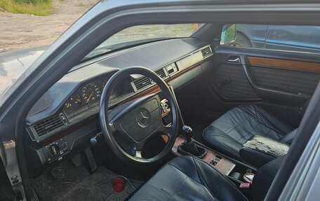 Mercedes-Benz E-Класс, 1992 год, 75 000 рублей, 4 фотография