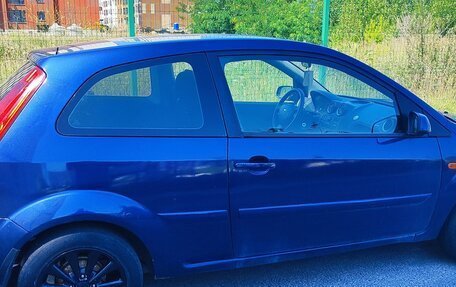 Ford Fiesta, 2006 год, 300 000 рублей, 4 фотография
