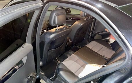 Mercedes-Benz C-Класс, 2010 год, 1 100 000 рублей, 6 фотография