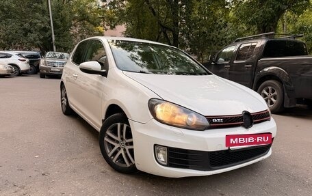 Volkswagen Golf VI, 2012 год, 900 000 рублей, 2 фотография