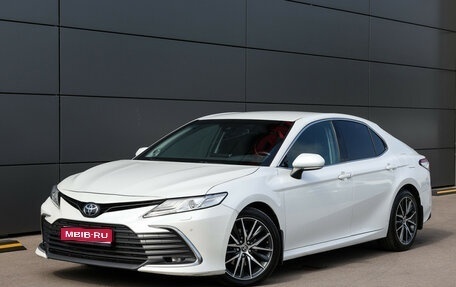 Toyota Camry, 2021 год, 2 899 000 рублей, 1 фотография