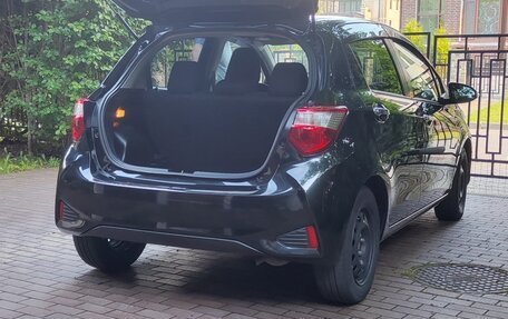 Toyota Vitz, 2019 год, 1 350 000 рублей, 7 фотография
