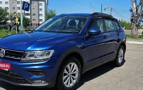Volkswagen Tiguan II, 2019 год, 1 800 000 рублей, 4 фотография