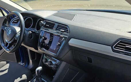 Volkswagen Tiguan II, 2019 год, 1 800 000 рублей, 14 фотография