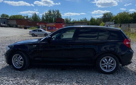 BMW 1 серия, 2009 год, 750 000 рублей, 2 фотография