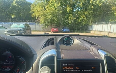 Porsche Cayenne III, 2010 год, 2 000 000 рублей, 12 фотография