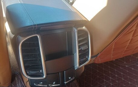 Porsche Cayenne III, 2010 год, 2 000 000 рублей, 19 фотография