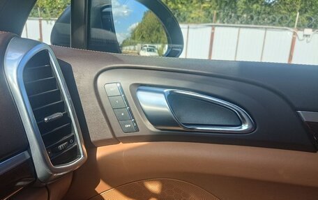 Porsche Cayenne III, 2010 год, 2 000 000 рублей, 24 фотография