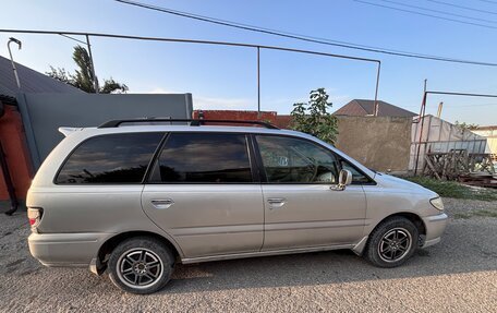 Nissan Presage I, 2001 год, 350 000 рублей, 2 фотография