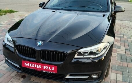 BMW 5 серия, 2016 год, 1 880 000 рублей, 2 фотография