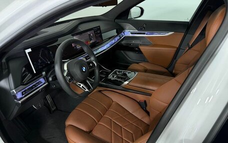 BMW 7 серия, 2024 год, 13 700 000 рублей, 14 фотография