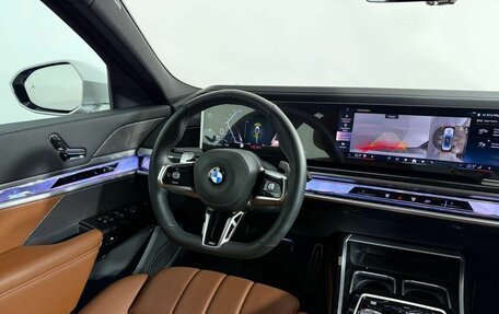 BMW 7 серия, 2024 год, 13 700 000 рублей, 15 фотография