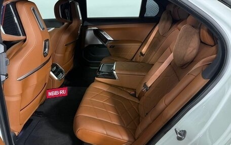 BMW 7 серия, 2024 год, 13 700 000 рублей, 10 фотография