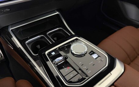 BMW 7 серия, 2024 год, 13 700 000 рублей, 24 фотография