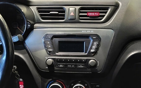KIA Rio III рестайлинг, 2013 год, 1 045 000 рублей, 18 фотография