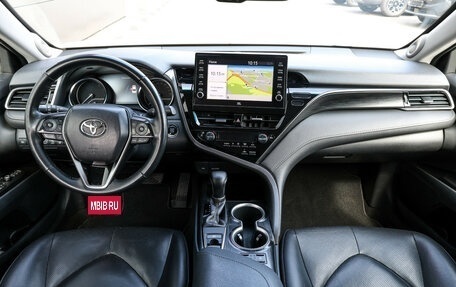 Toyota Camry, 2021 год, 2 899 000 рублей, 15 фотография