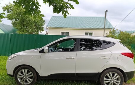 Hyundai ix35 I рестайлинг, 2011 год, 1 150 000 рублей, 2 фотография