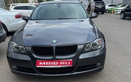BMW 3 серия, 2006 год, 1 050 000 рублей, 1 фотография