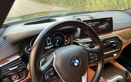 BMW 5 серия, 2018 год, 2 650 000 рублей, 17 фотография