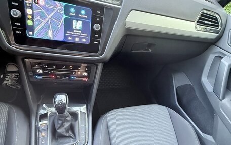 Volkswagen Tiguan II, 2021 год, 3 400 000 рублей, 12 фотография