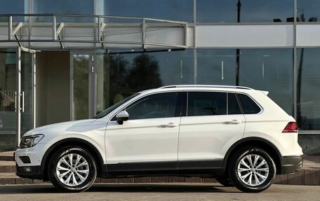 Volkswagen Tiguan II, 2017 год, 1 690 000 рублей, 2 фотография