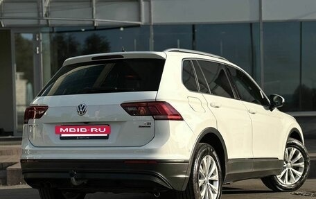 Volkswagen Tiguan II, 2017 год, 1 690 000 рублей, 3 фотография