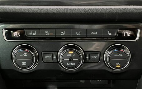 Volkswagen Tiguan II, 2017 год, 1 690 000 рублей, 23 фотография