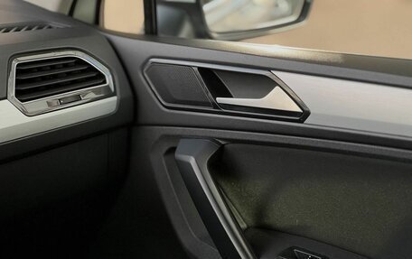 Volkswagen Tiguan II, 2017 год, 1 690 000 рублей, 26 фотография