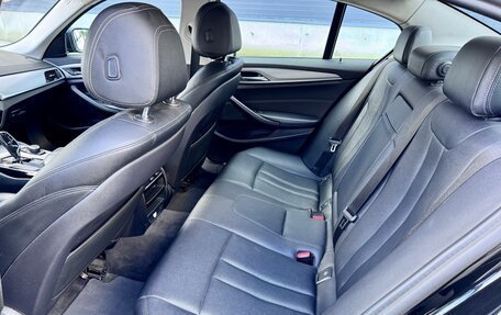 BMW 5 серия, 2018 год, 2 700 000 рублей, 11 фотография