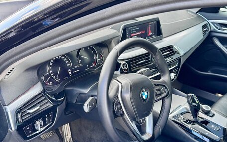 BMW 5 серия, 2018 год, 2 700 000 рублей, 10 фотография