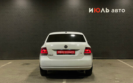 Volkswagen Polo VI (EU Market), 2011 год, 650 000 рублей, 6 фотография