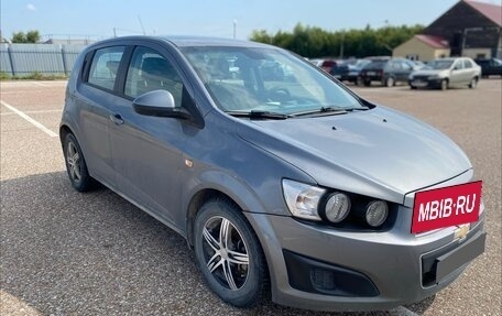 Chevrolet Aveo III, 2013 год, 605 000 рублей, 2 фотография
