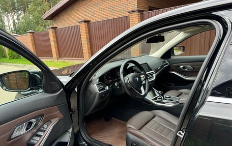 BMW 3 серия, 2022 год, 3 600 000 рублей, 18 фотография