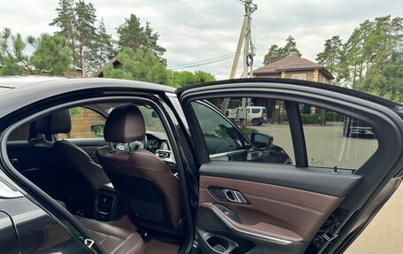 BMW 3 серия, 2022 год, 3 600 000 рублей, 31 фотография