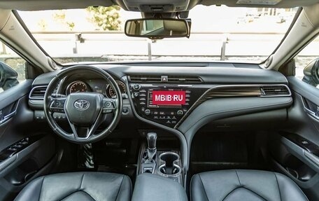 Toyota Camry, 2019 год, 2 798 000 рублей, 13 фотография