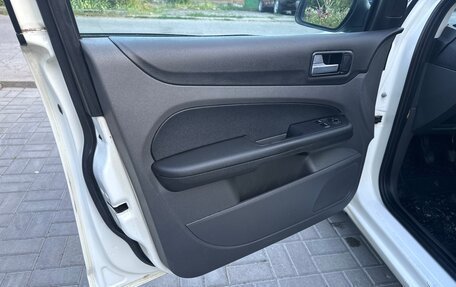 Ford Focus II рестайлинг, 2006 год, 560 000 рублей, 14 фотография