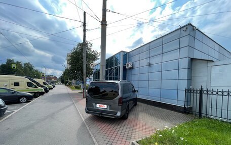Mercedes-Benz V-Класс, 2022 год, 8 750 000 рублей, 12 фотография