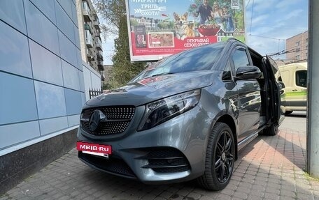 Mercedes-Benz V-Класс, 2022 год, 8 750 000 рублей, 10 фотография