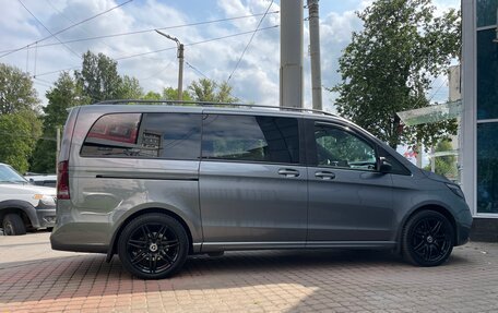 Mercedes-Benz V-Класс, 2022 год, 8 750 000 рублей, 31 фотография