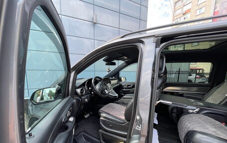 Mercedes-Benz V-Класс, 2022 год, 8 750 000 рублей, 35 фотография