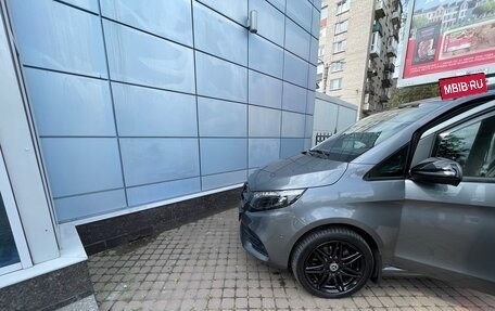 Mercedes-Benz V-Класс, 2022 год, 8 750 000 рублей, 33 фотография