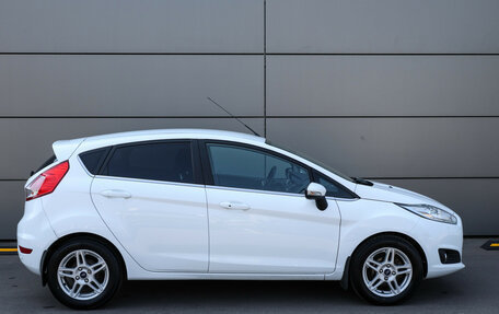 Ford Fiesta, 2015 год, 749 000 рублей, 4 фотография