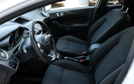 Ford Fiesta, 2015 год, 749 000 рублей, 17 фотография