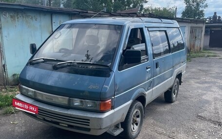 Nissan Largo III (W30), 1990 год, 280 000 рублей, 2 фотография