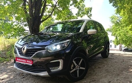 Renault Kaptur I рестайлинг, 2016 год, 1 299 999 рублей, 1 фотография